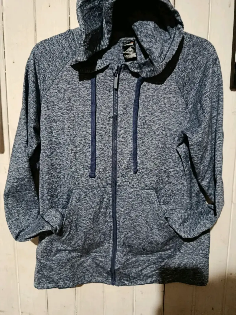 Polerón deportivo AVIA talla M