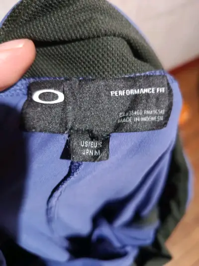 Leggings deportivos Oakley azul y negro - miniatura 4