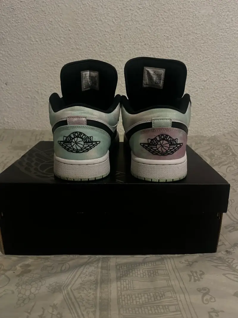 Zapatillas Nike Air Jordan 1 Low Verde y Negro - 4