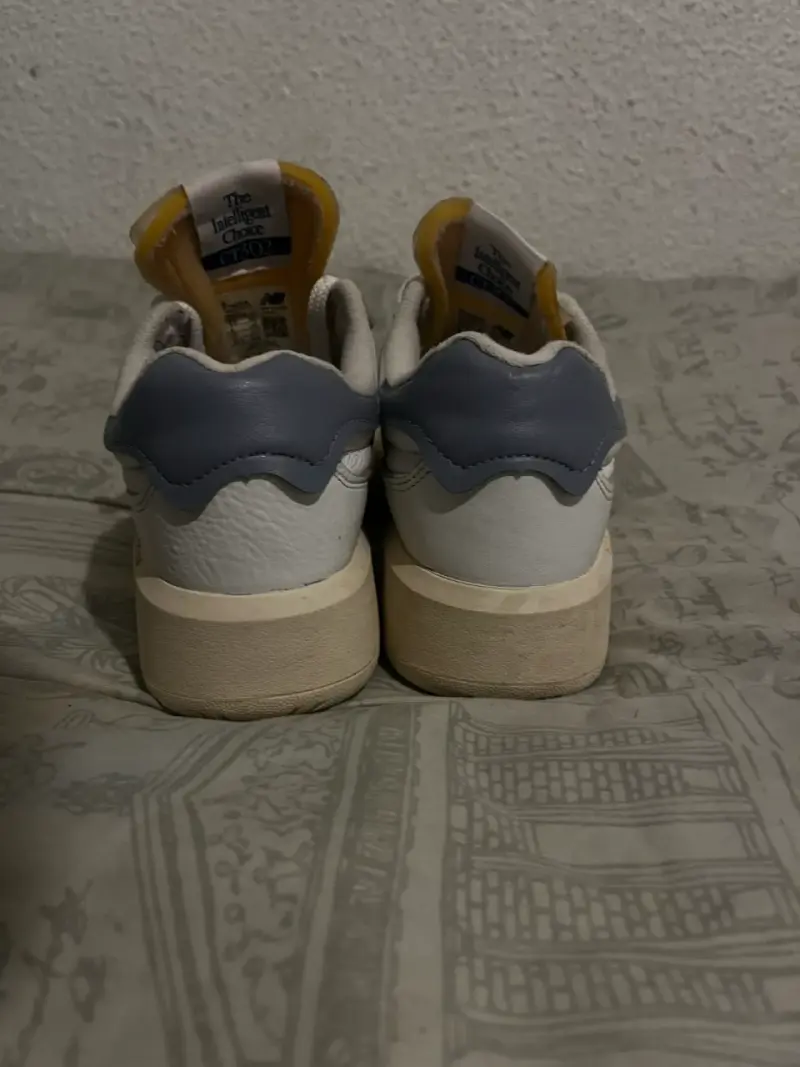 Zapatillas deportivas New Balance blancas y beige - 4