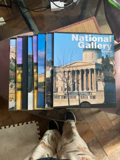 8  libros colección “Grandes Museos del Mundo - miniatura 1