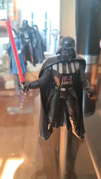 Figura de acción Darth Vader Star Wars - miniatura 1