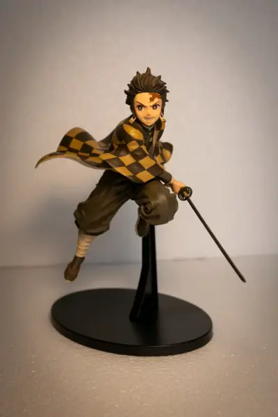 Figura de acción Tanjiro Kamado Demon Slayer - miniatura 1