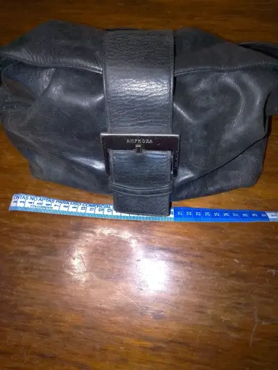 Bolso de cuero negro con hebilla - miniatura 5