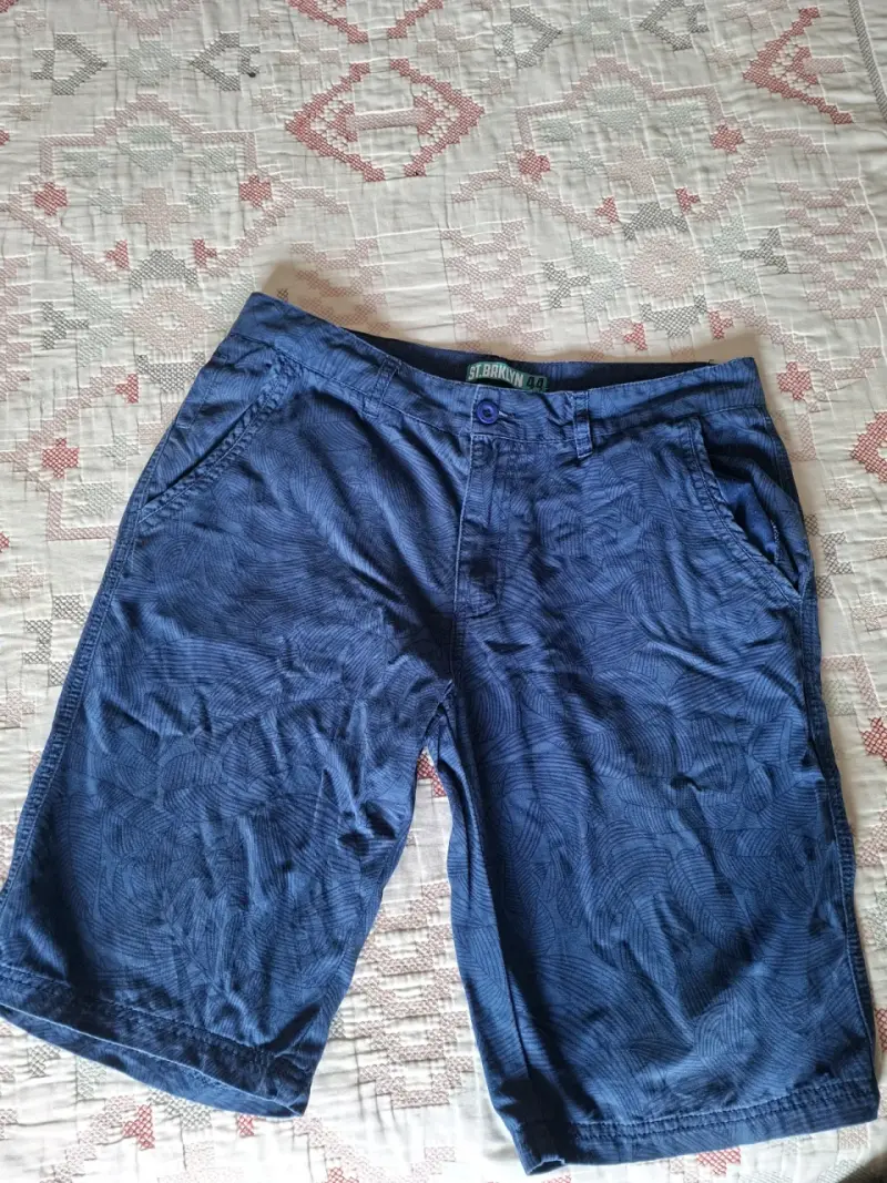 Bermudas azul estampado para hombre