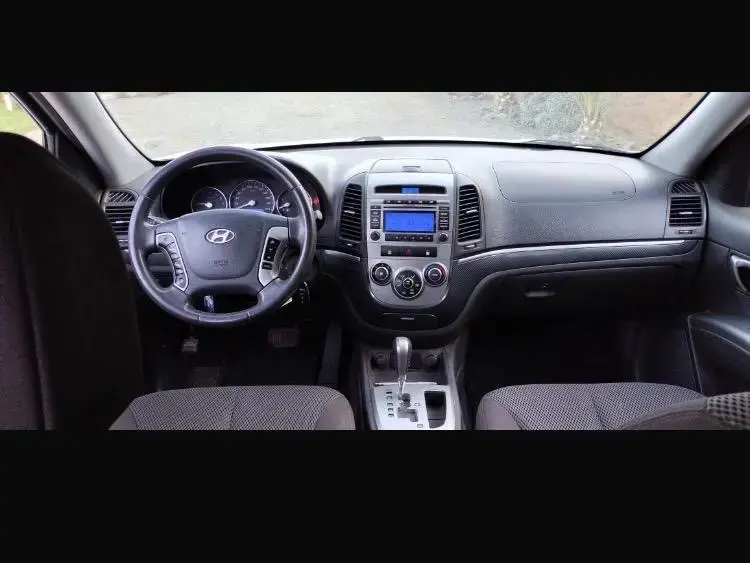 Hyundai Santa Fe GLS SUV 2011 - 4