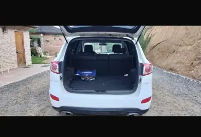 Hyundai Santa Fe GLS SUV 2011 - miniatura 6