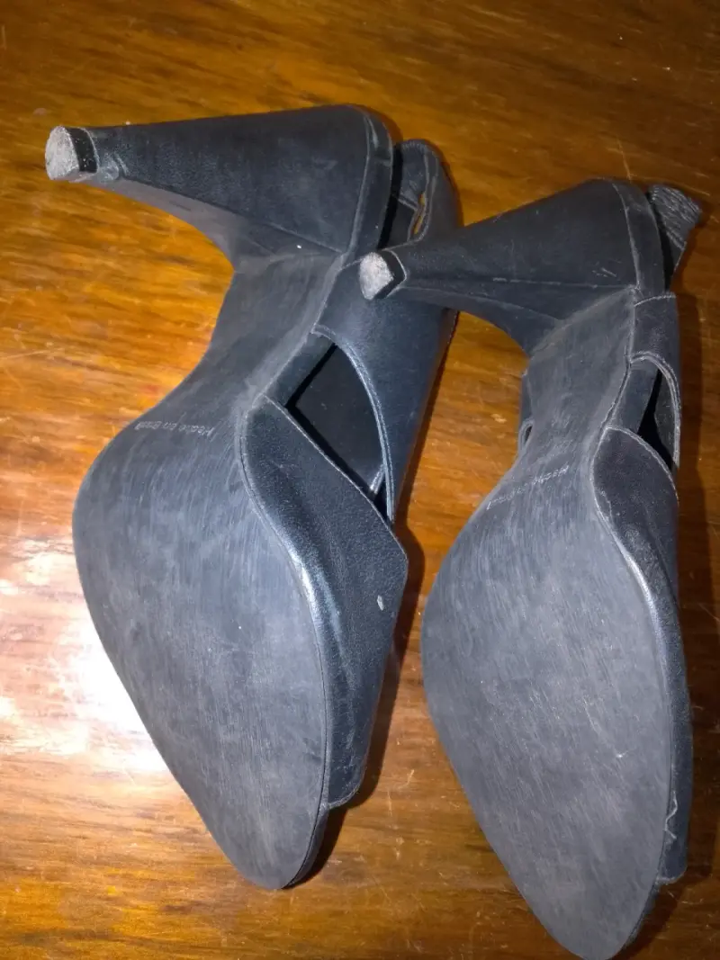 Sandalias de tacón alto negras elegantes - 2