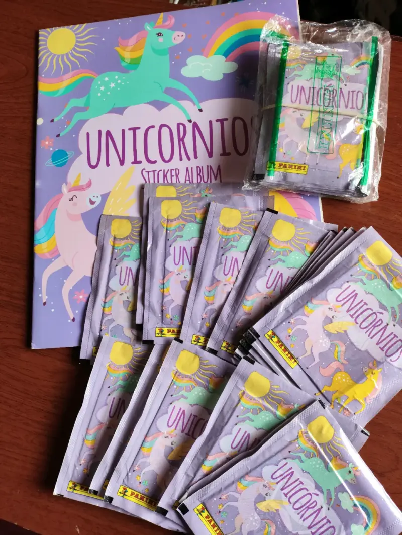 Álbum de Stickers Unicornios Panini con Sobres