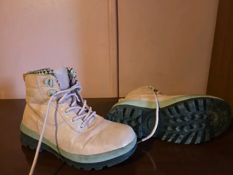 Botas de plataforma de gamuza gris para mujer - 4