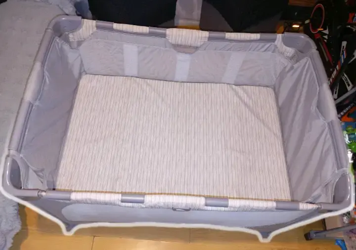 Cuna Corral de viaje para Bebé Gris - 1