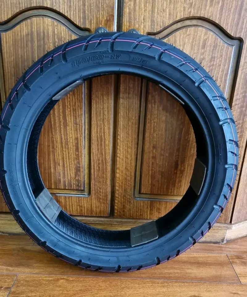 Neumático de moto 150/60-17 nuevo - 1