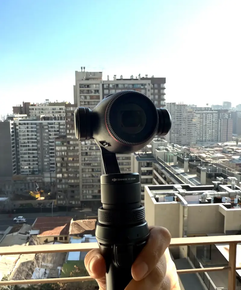 Cámara DJI Osmo con accesorios  + gimbal - 2