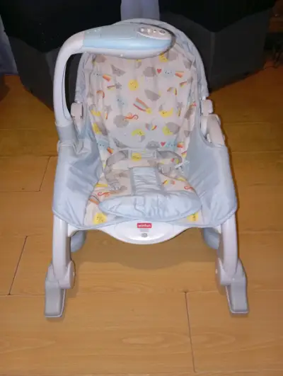 Silla mecedora para bebé Winfun con música - miniatura 1