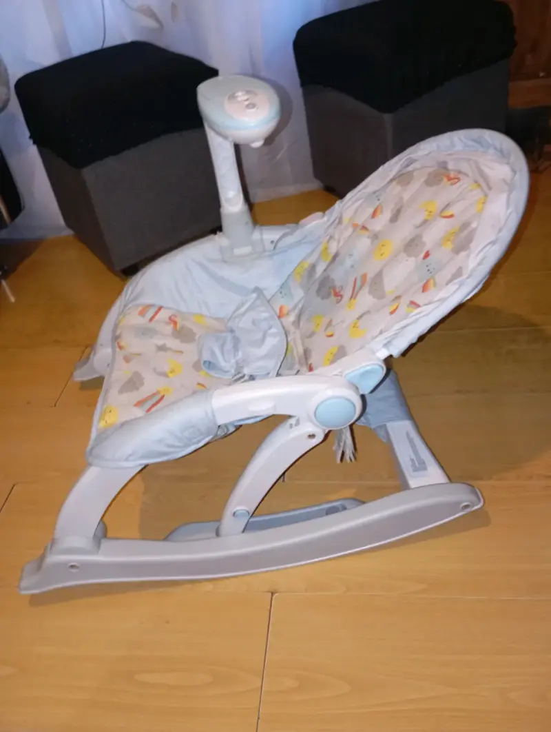 Silla mecedora para bebé Winfun con música - 4