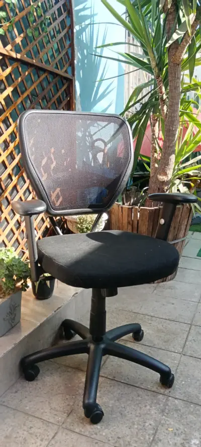 SILLA DE OFICINA - miniatura 1