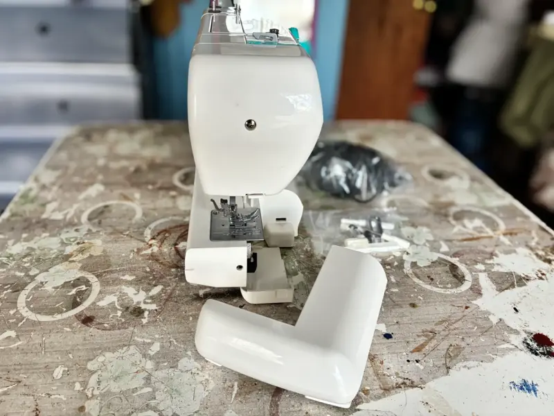 Máquina de Coser Janome 3008 con Accesorios - 3