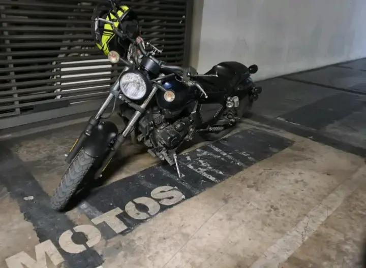 Moto Keeway K-Light 202 en buen estado - 6