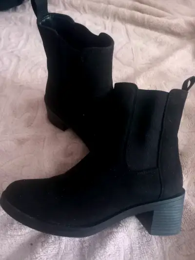 Botines negros de gamuza para mujer - miniatura 2