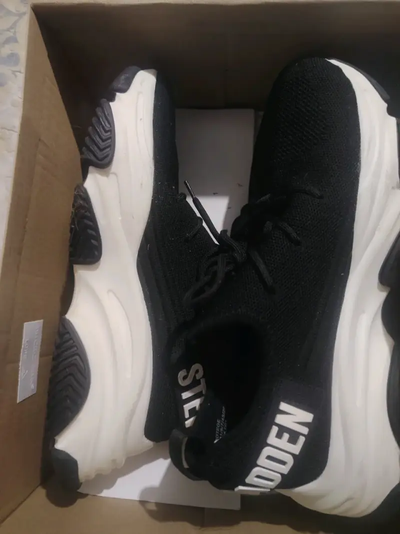 Zapatillas deportivas negras Steve Madden