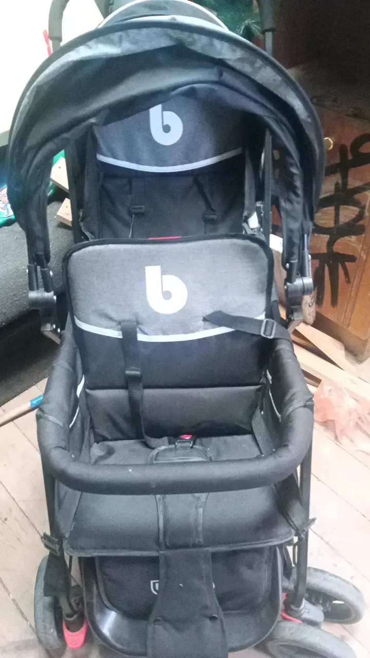Coche doble para bebé negro con capota - 3