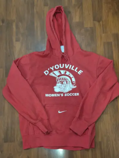 Polerón rojo Nike D'Youville Women's Soccer - miniatura 1