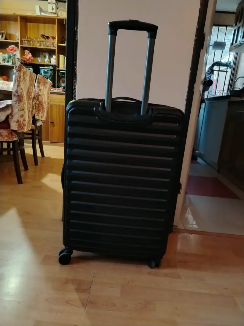 Maleta de viaje grande negra con ruedas giratorias - 3