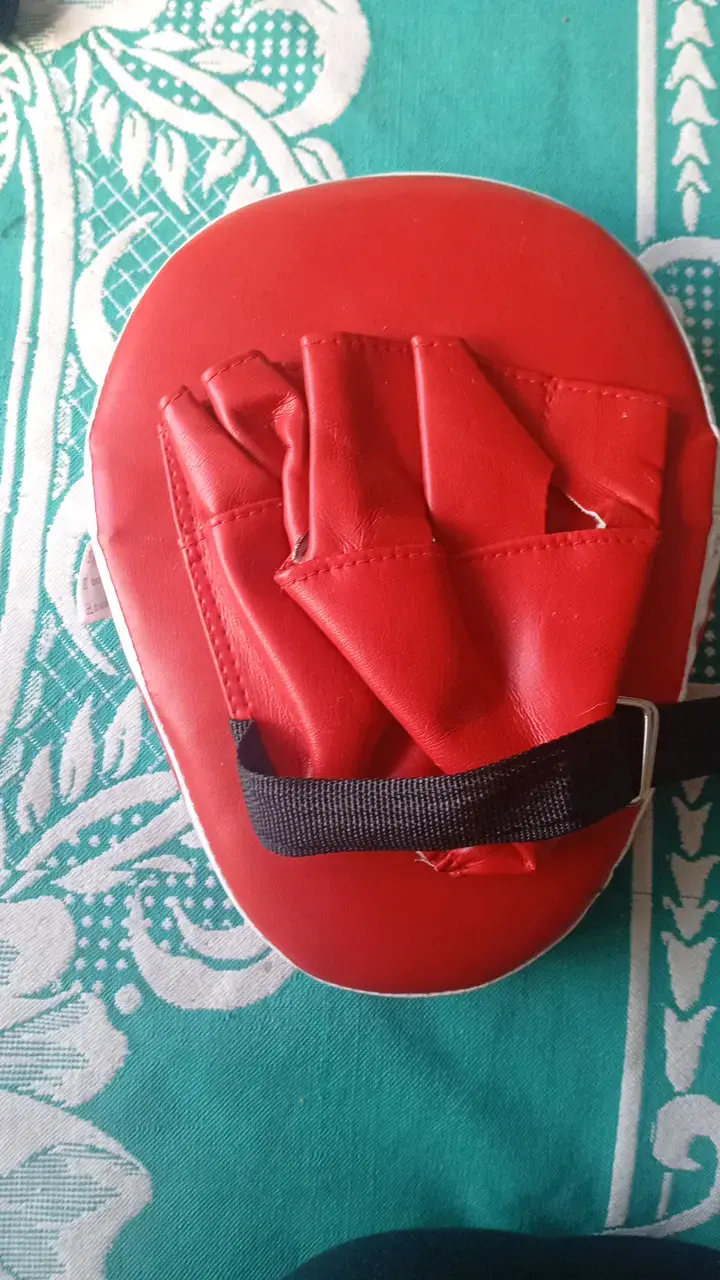 Manopla de boxeo Try&Do roja - 2