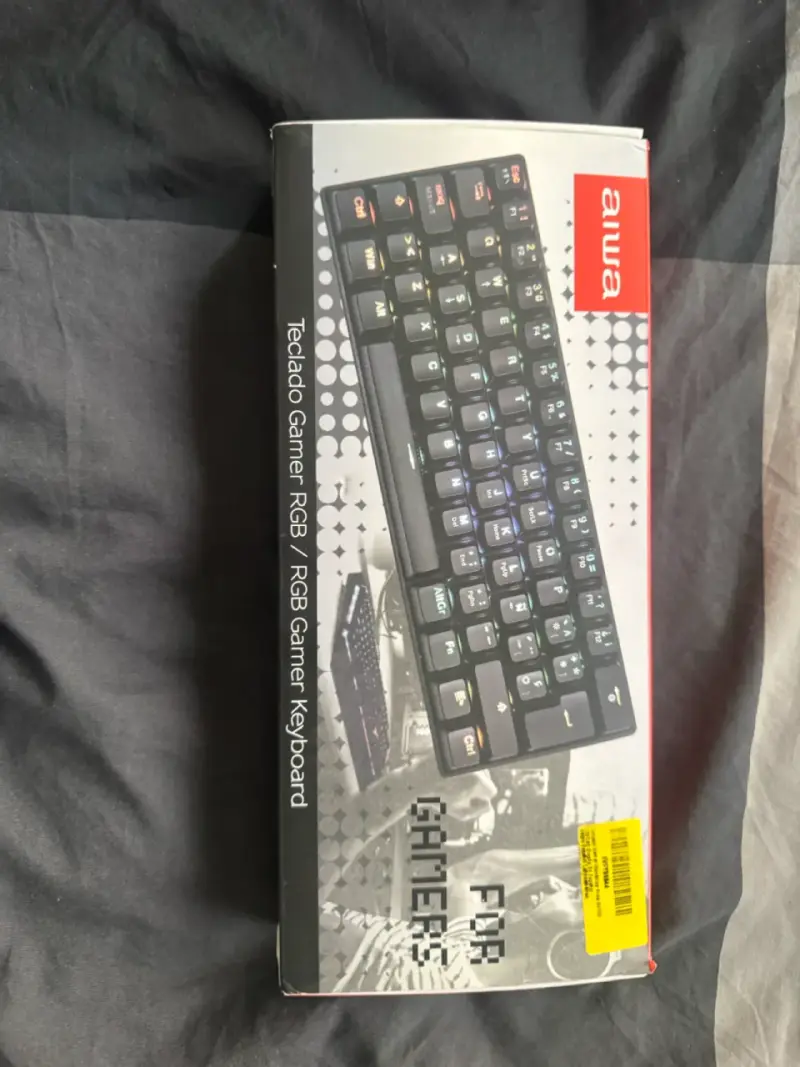Teclado Gamer RGB Aiwa compacto - 1