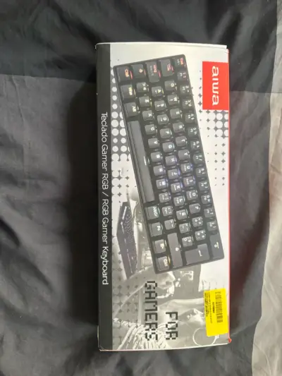 Teclado Gamer RGB Aiwa compacto - miniatura 1