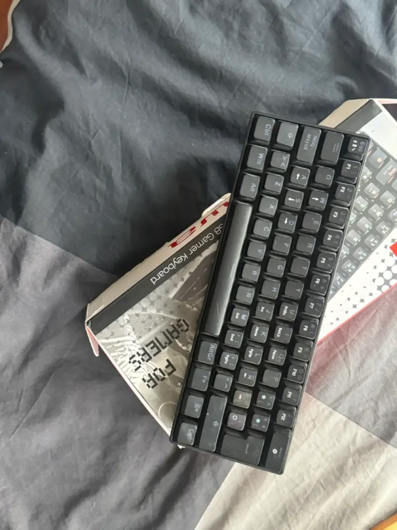 Teclado Gamer RGB Aiwa compacto - 3