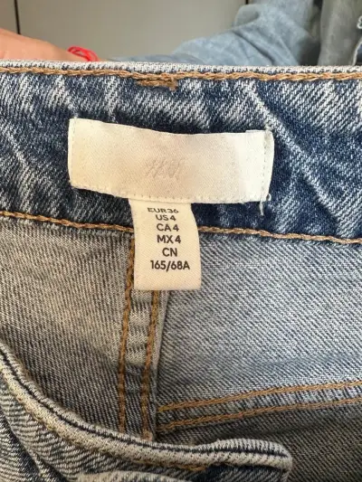 Jeans de mezclilla H&M para mujer talla 36 - miniatura 1