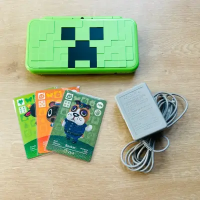 Consola Nintendo 2DS XL Edición Minecraft - miniatura 1