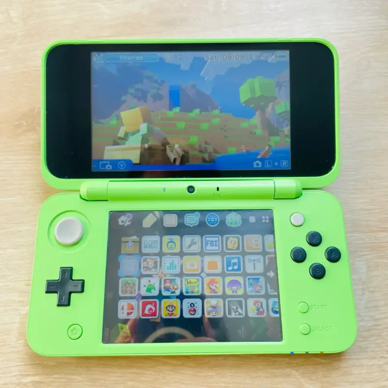 Consola Nintendo 2DS XL Edición Minecraft - 5