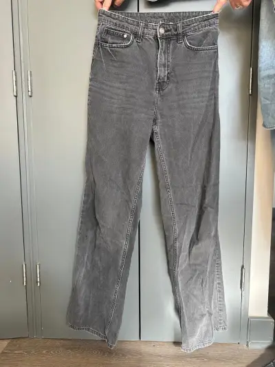 Jeans anchos de tiro alto gris talla 36 - miniatura 3