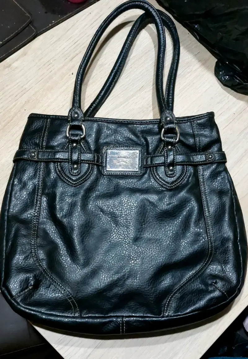 Bolso de cuero negro Tommy Hilfiger - 1