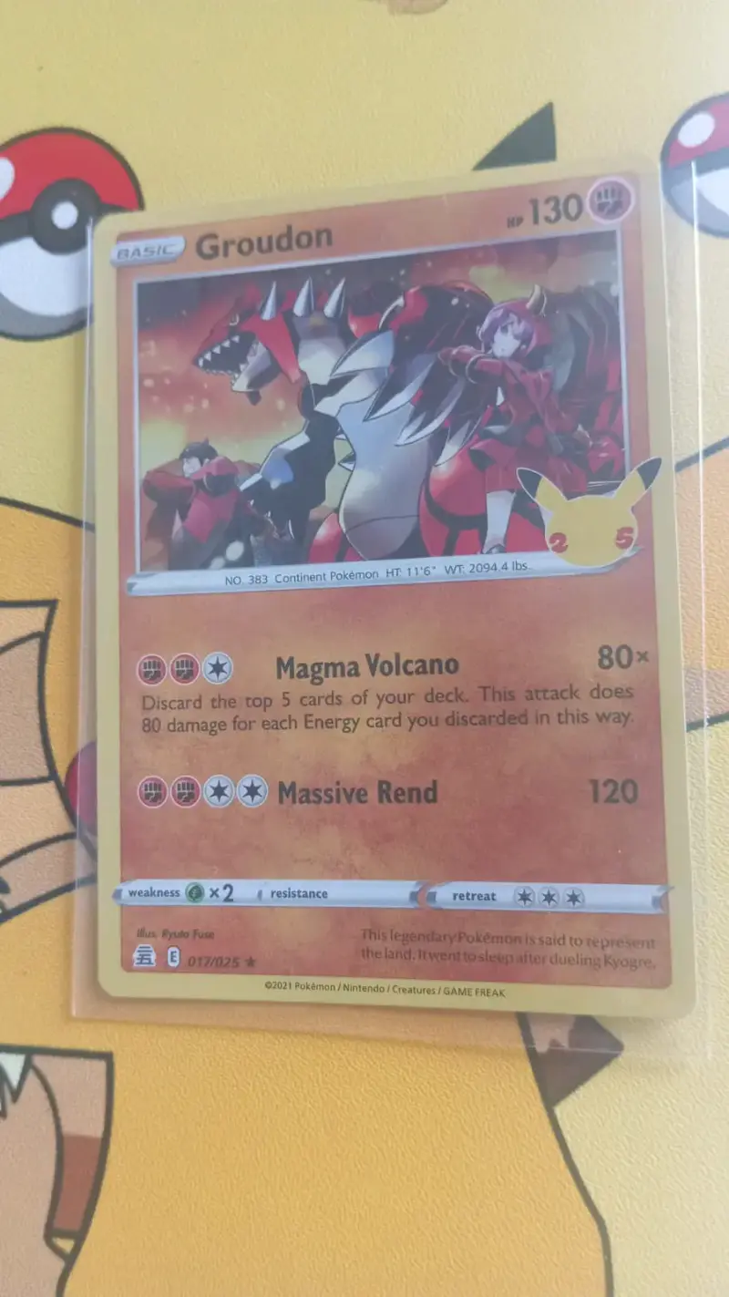 Carta Pokémon Groudon 017/025 Celebrations