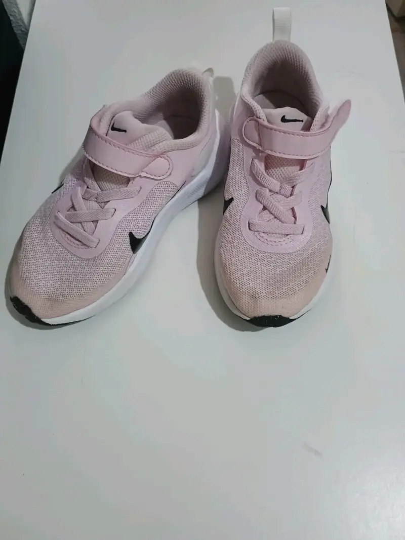 Zapatillas infantiles Bluey rosadas y celestes - 3