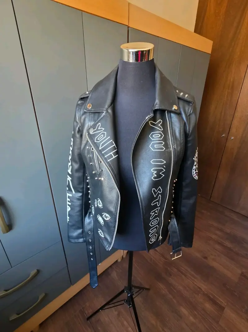 Chaqueta de ecocuero negra - 1