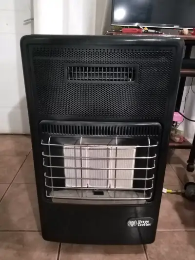 Estufa a gas turbo calefactor Ursus Trotter con re - miniatura 1