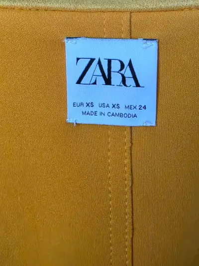 Abrigo amarillo Zara - miniatura 2