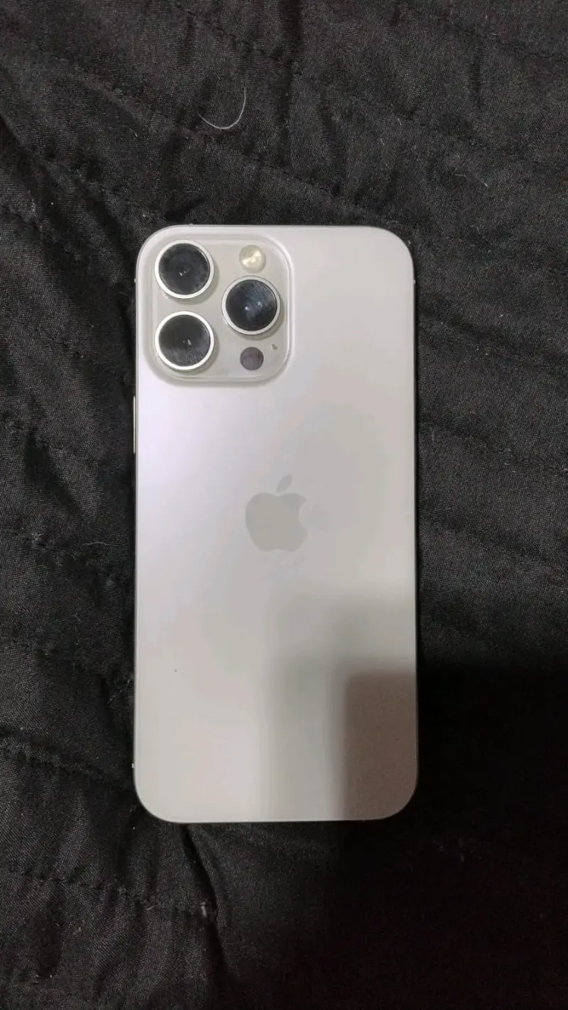 iPhone con buena condición - 2