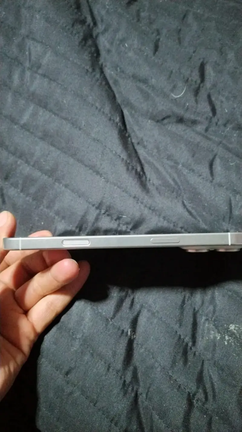 iPhone con buena condición - 4
