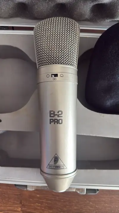 Micrófono de condensador Behringer B-2 Pro con estuche - miniatura 2