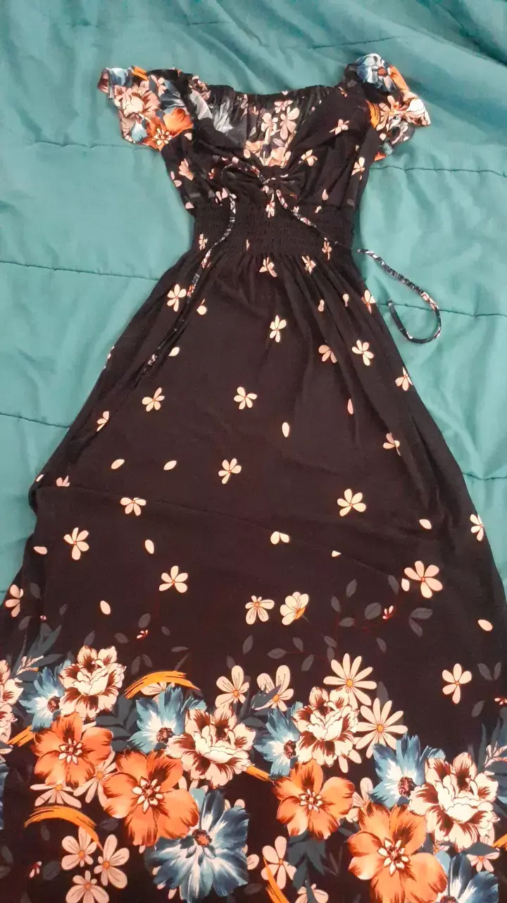 Vestido largo floral Azul Marino con mangas cortas