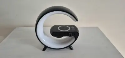 Lámpara parlante RGB con carga inalámbrica - miniatura 2