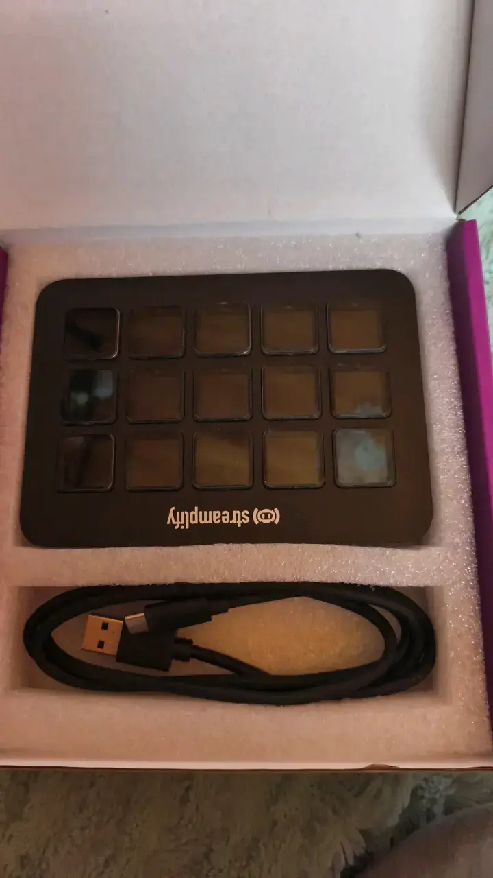 Stream Deck Streamplify con 15 teclas - 1