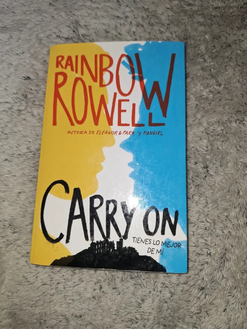 Libro 'Carry On' de Rainbow Rowell - 1
