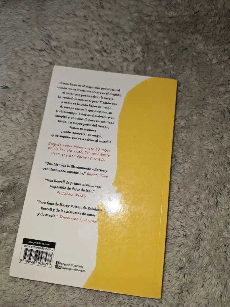 Libro 'Carry On' de Rainbow Rowell - 2