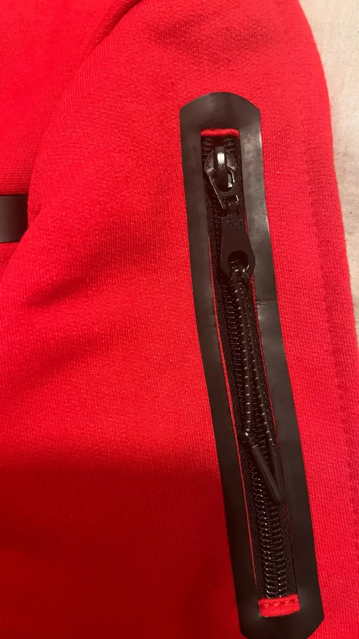 Polerón Nike rojo con capucha y cierre - 3